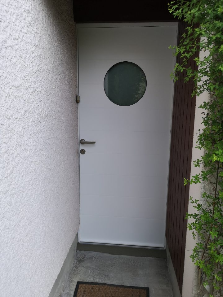 Porte avec hublot (3)