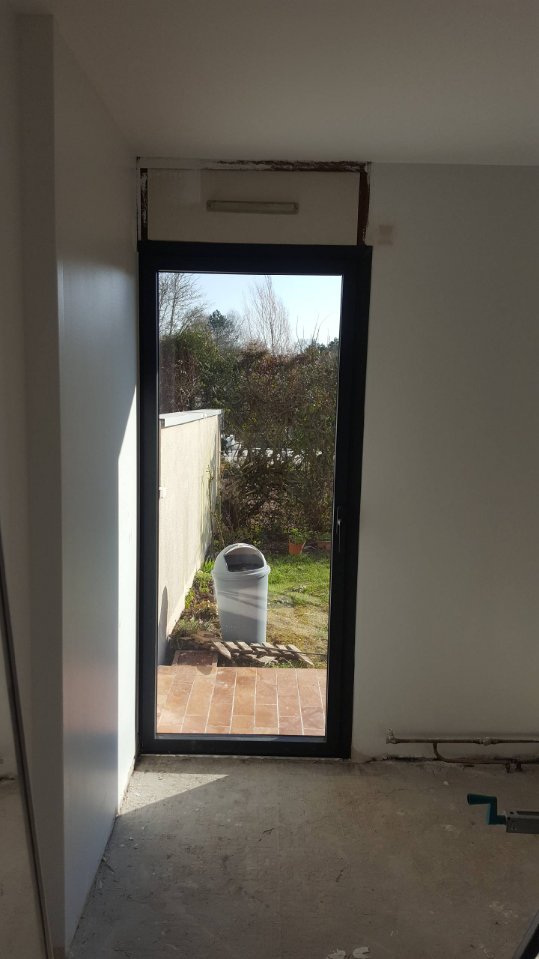 Remplacement de menuiserie aluminium et volet roulant (4)