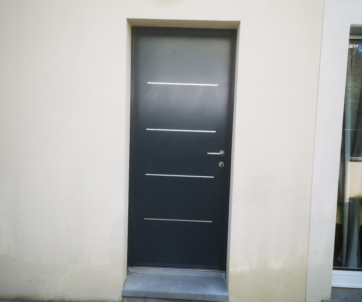Porte d'entrée coloris ral 7016 (1)